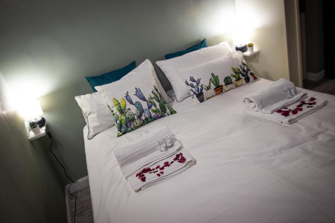 Romeathome Deluxe Suite Campo Dei Fiori Exterior photo